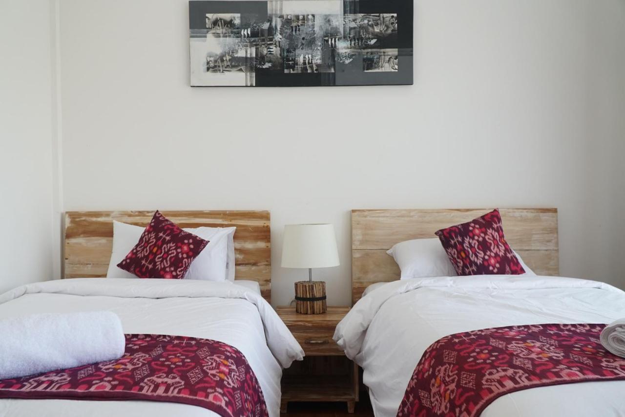 Seno Guesthouse & Cafe Uluwatu Екстериор снимка