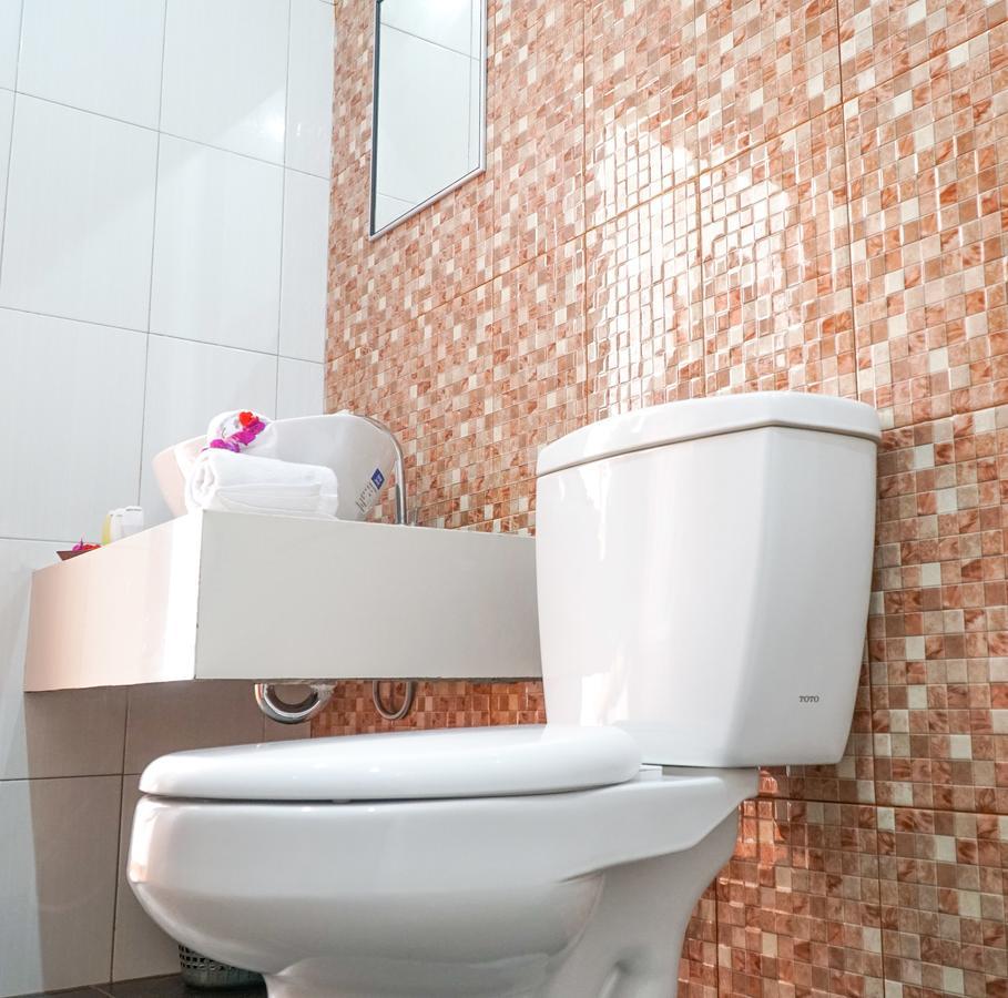 Seno Guesthouse & Cafe Uluwatu Екстериор снимка