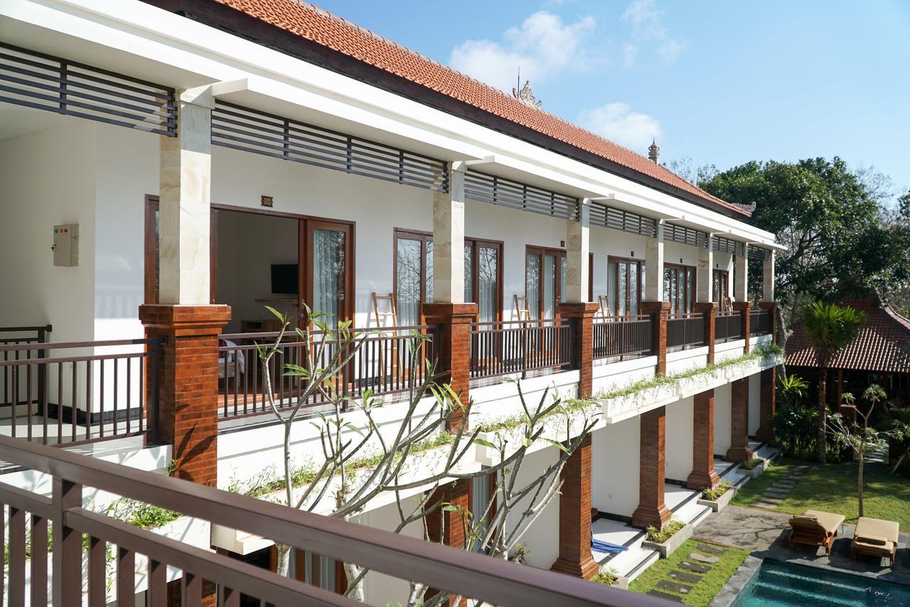Seno Guesthouse & Cafe Uluwatu Екстериор снимка