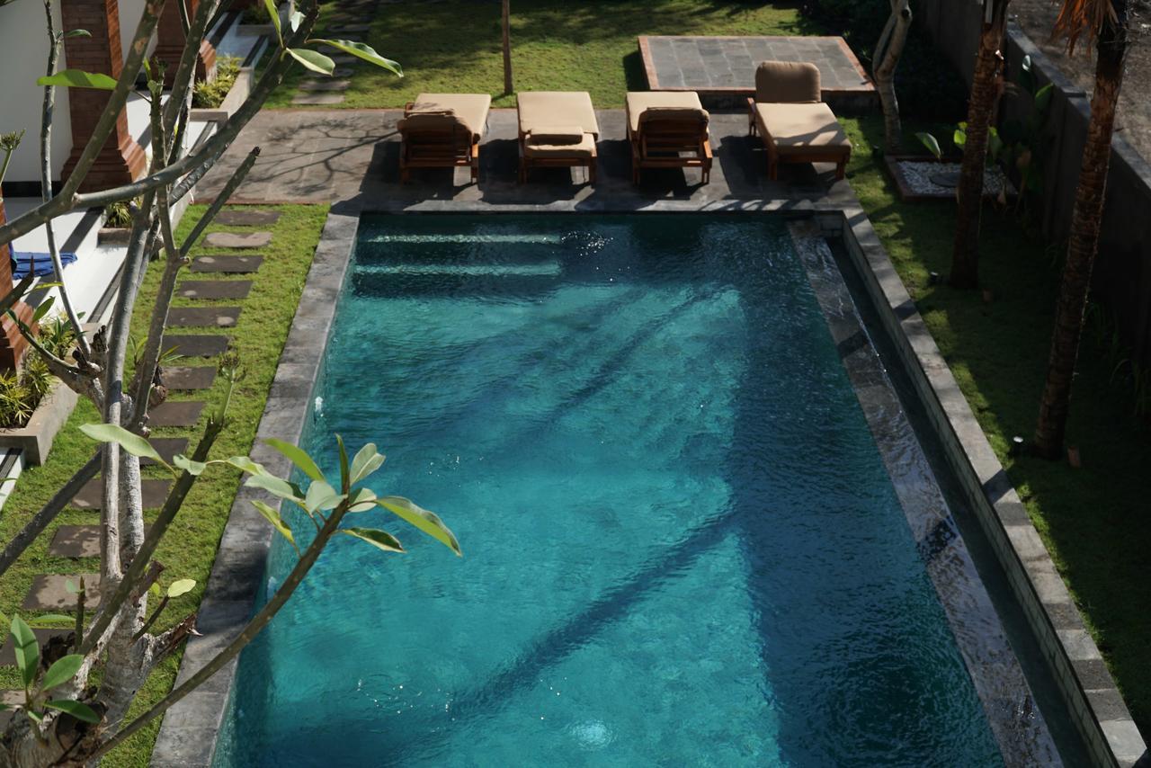 Seno Guesthouse & Cafe Uluwatu Екстериор снимка
