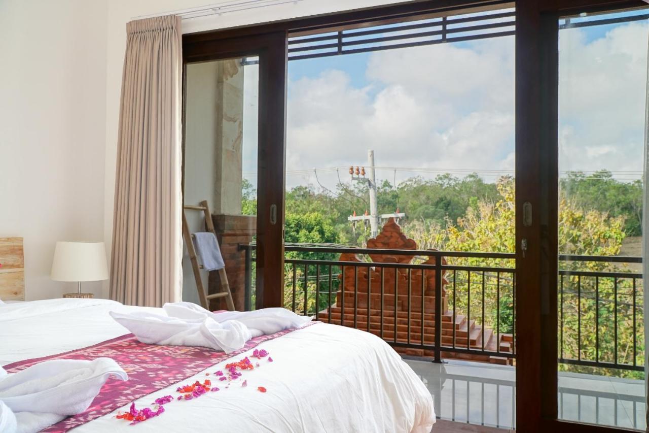 Seno Guesthouse & Cafe Uluwatu Екстериор снимка