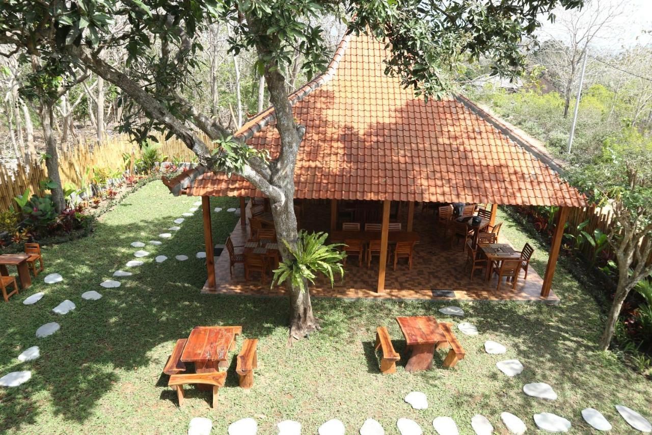 Seno Guesthouse & Cafe Uluwatu Екстериор снимка